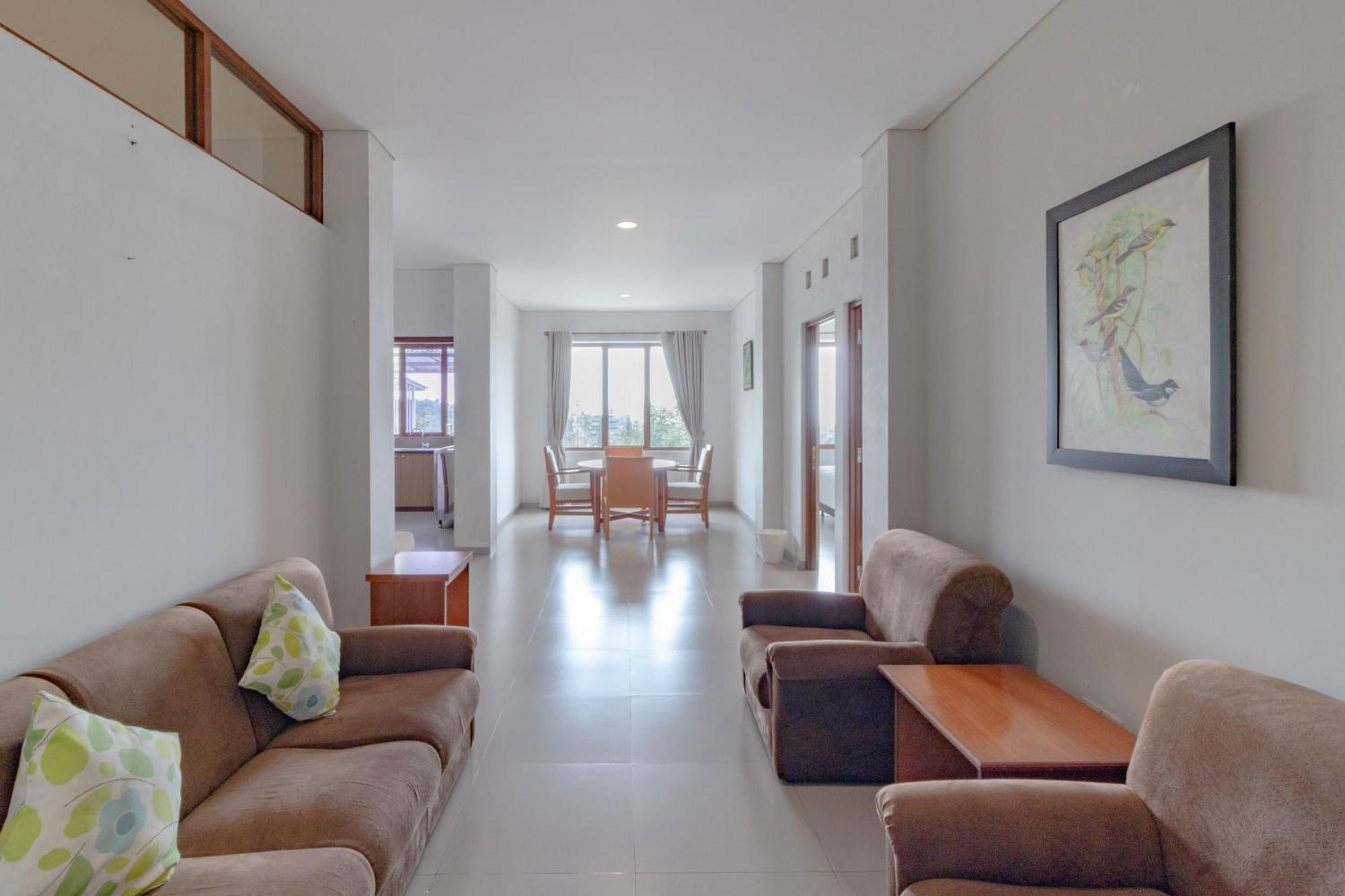 Family Only Amazing City View Villa - De Reiz Firen Syariah Бандунг Экстерьер фото